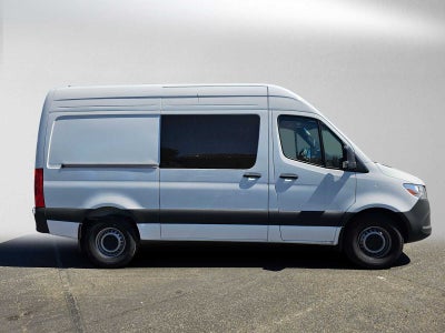 2026 Mercedes-Benz Sprinter 2500 Standard Roof I4 Diesel 144 RWD