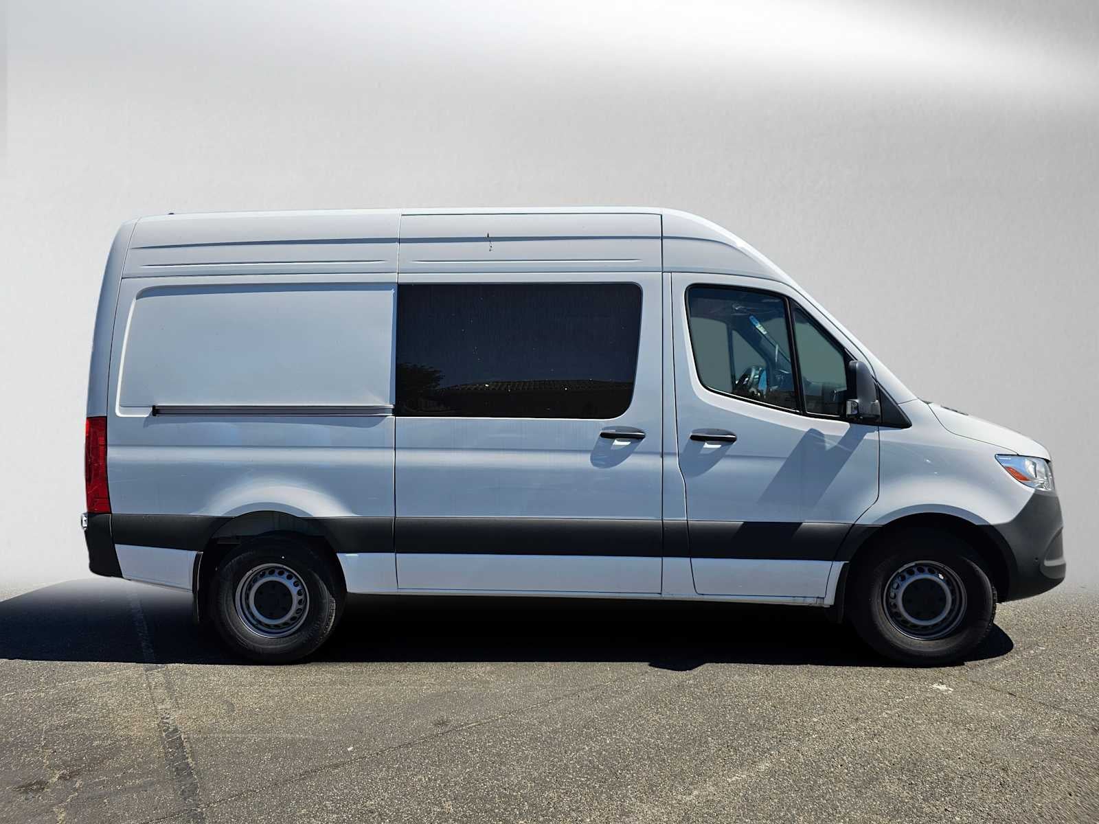 2026 Mercedes-Benz Sprinter 2500 Standard Roof I4 Diesel 144 RWD