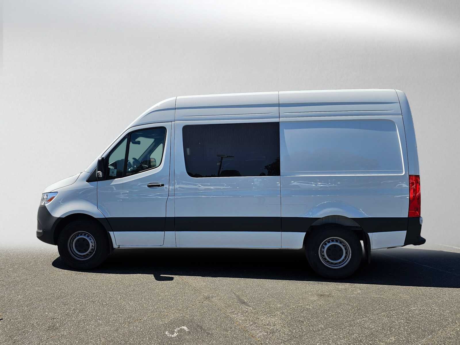 2026 Mercedes-Benz Sprinter 2500 Standard Roof I4 Diesel 144 RWD