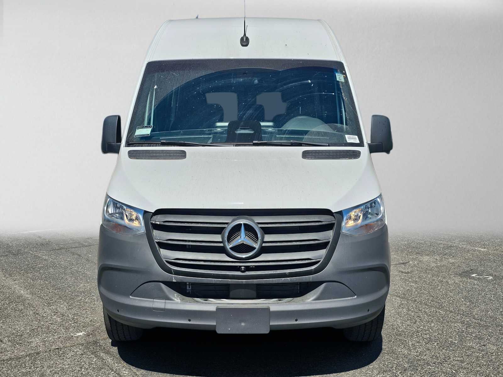 2026 Mercedes-Benz Sprinter 2500 Standard Roof I4 Diesel 144 RWD