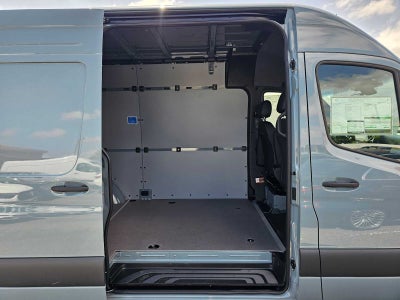 2026 Mercedes-Benz Sprinter 2500 Standard Roof I4 Diesel 144 RWD