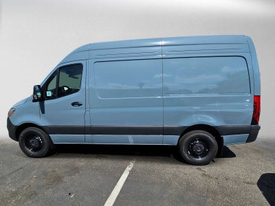 2026 Mercedes-Benz Sprinter 2500 Standard Roof I4 Diesel 144 RWD