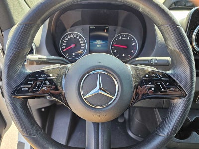 2025 Mercedes-Benz Sprinter 2500 Standard Roof I4 Diesel HO 144 RWD