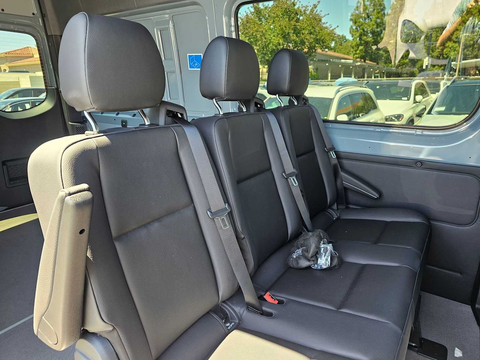 2026 Mercedes-Benz Sprinter 2500 Standard Roof I4 Diesel HO 144 RWD