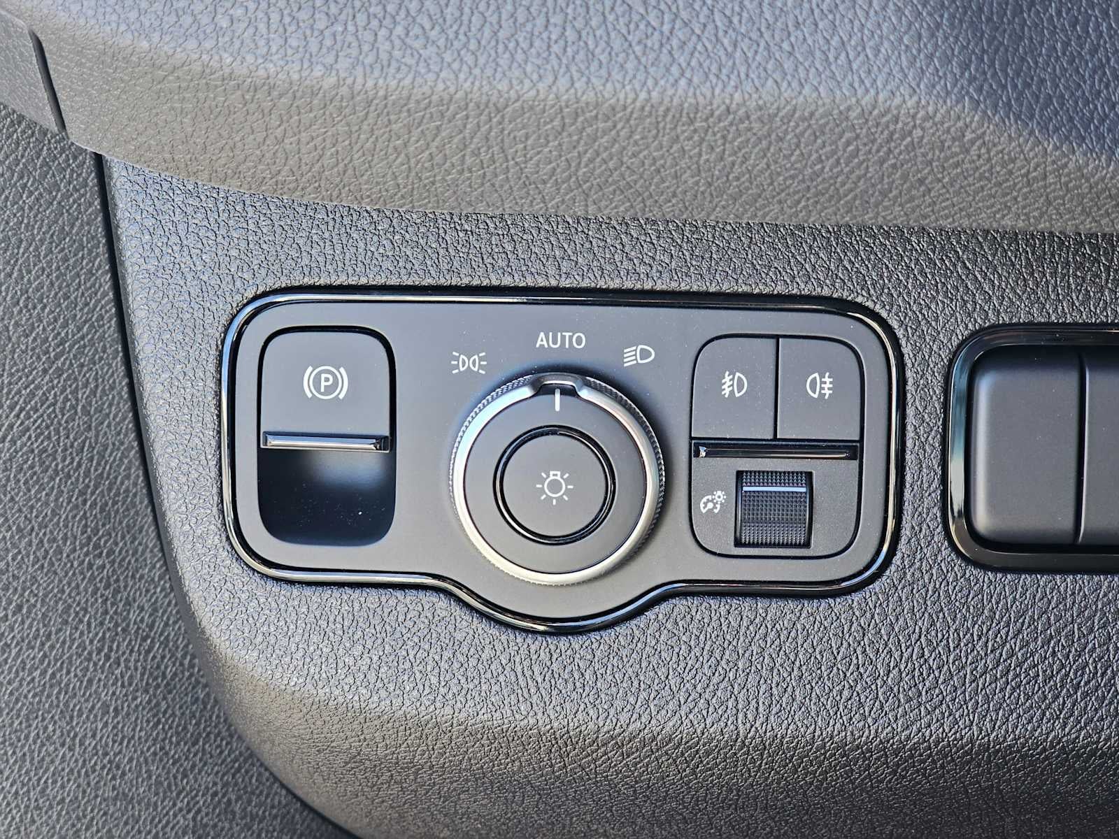 2026 Mercedes-Benz Sprinter 2500 Standard Roof I4 Diesel HO 144" RWD