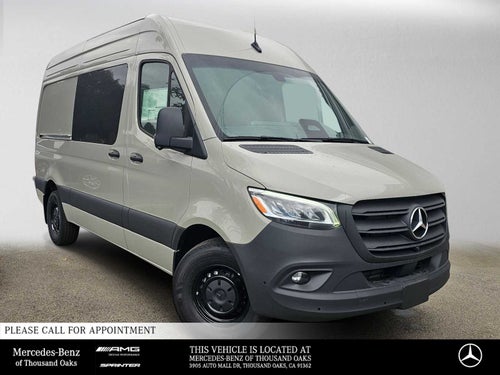 2026 Mercedes-Benz Sprinter Crew 2500 Standard Roof I4 Diesel HO 144 RWD