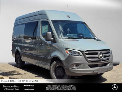 2026 Mercedes-Benz Sprinter Crew 2500 Standard Roof I4 Diesel HO 144 RWD