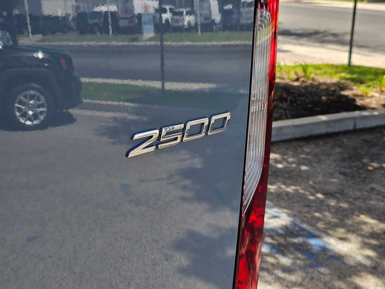 2026 Mercedes-Benz Sprinter Crew 2500 Standard Roof I4 Diesel HO 144 RWD