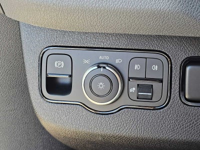 2026 Mercedes-Benz Sprinter Crew 2500 Standard Roof I4 Diesel HO 144 RWD