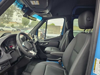 2026 Mercedes-Benz Sprinter 2500 Standard Roof I4 Diesel HO 144 RWD