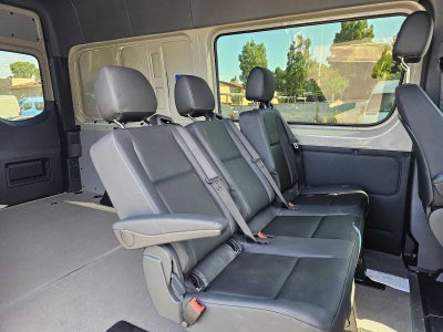 2026 Mercedes-Benz Sprinter Crew 2500 Standard Roof I4 Diesel HO 144 AWD