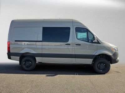 2026 Mercedes-Benz Sprinter Crew 2500 Standard Roof I4 Diesel HO 144 AWD