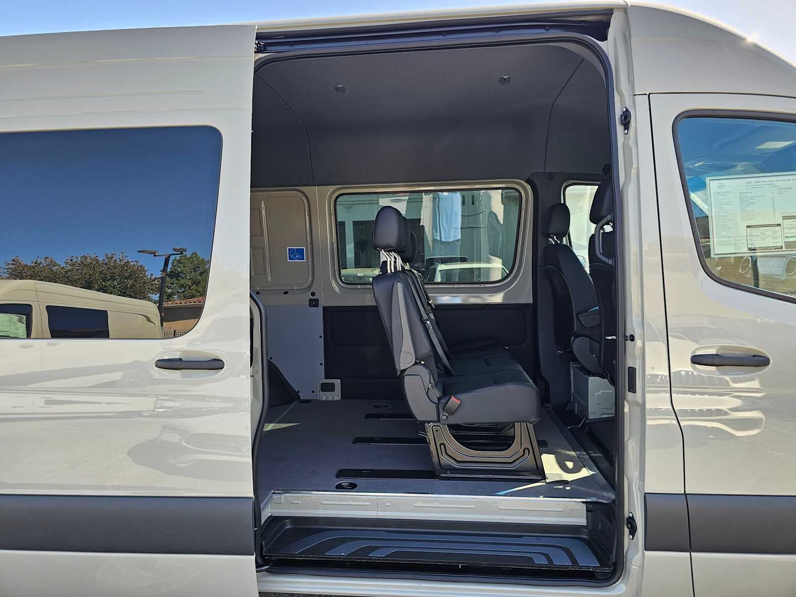 2026 Mercedes-Benz Sprinter 2500 Standard Roof I4 Diesel HO 144 AWD