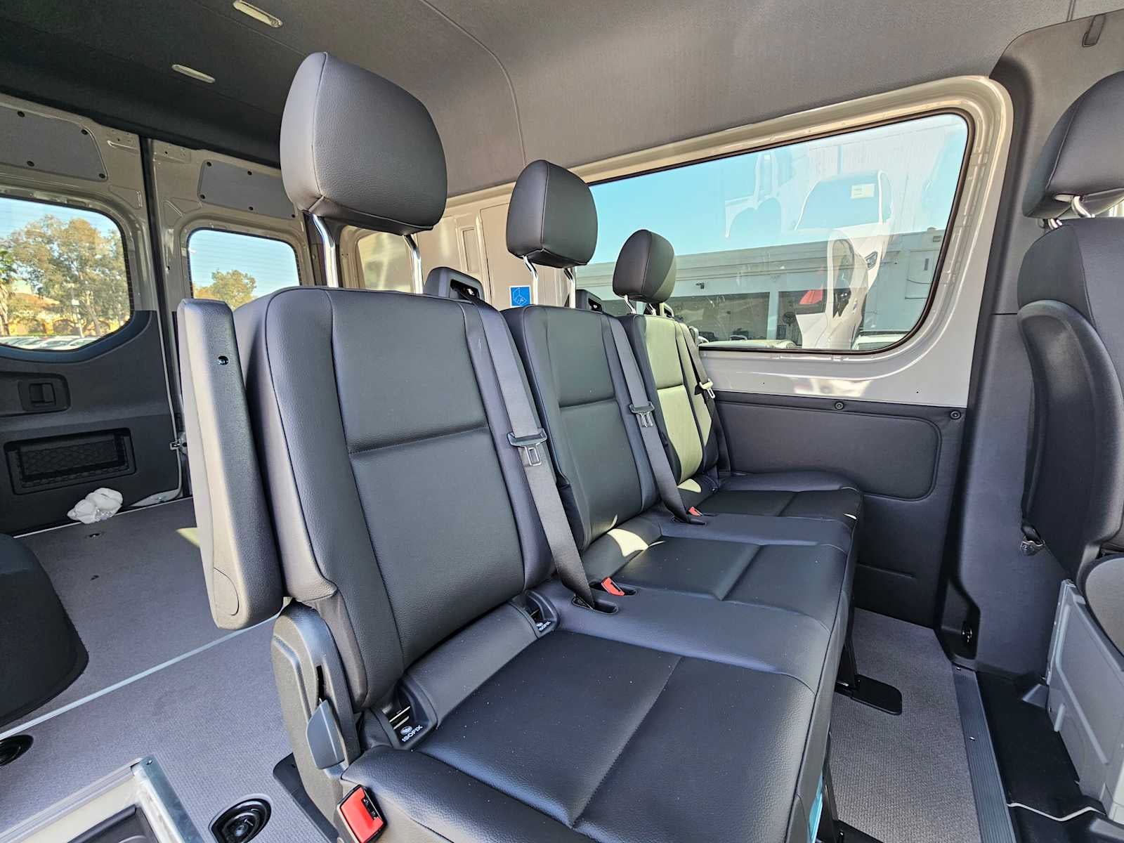 2026 Mercedes-Benz Sprinter 2500 Standard Roof I4 Diesel HO 144 AWD