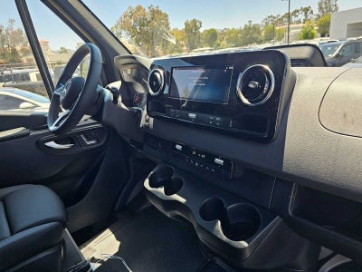 2026 Mercedes-Benz Sprinter 2500 Standard Roof I4 Diesel HO 144 AWD