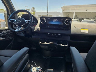 2026 Mercedes-Benz Sprinter 2500 Standard Roof I4 Diesel HO 144 AWD
