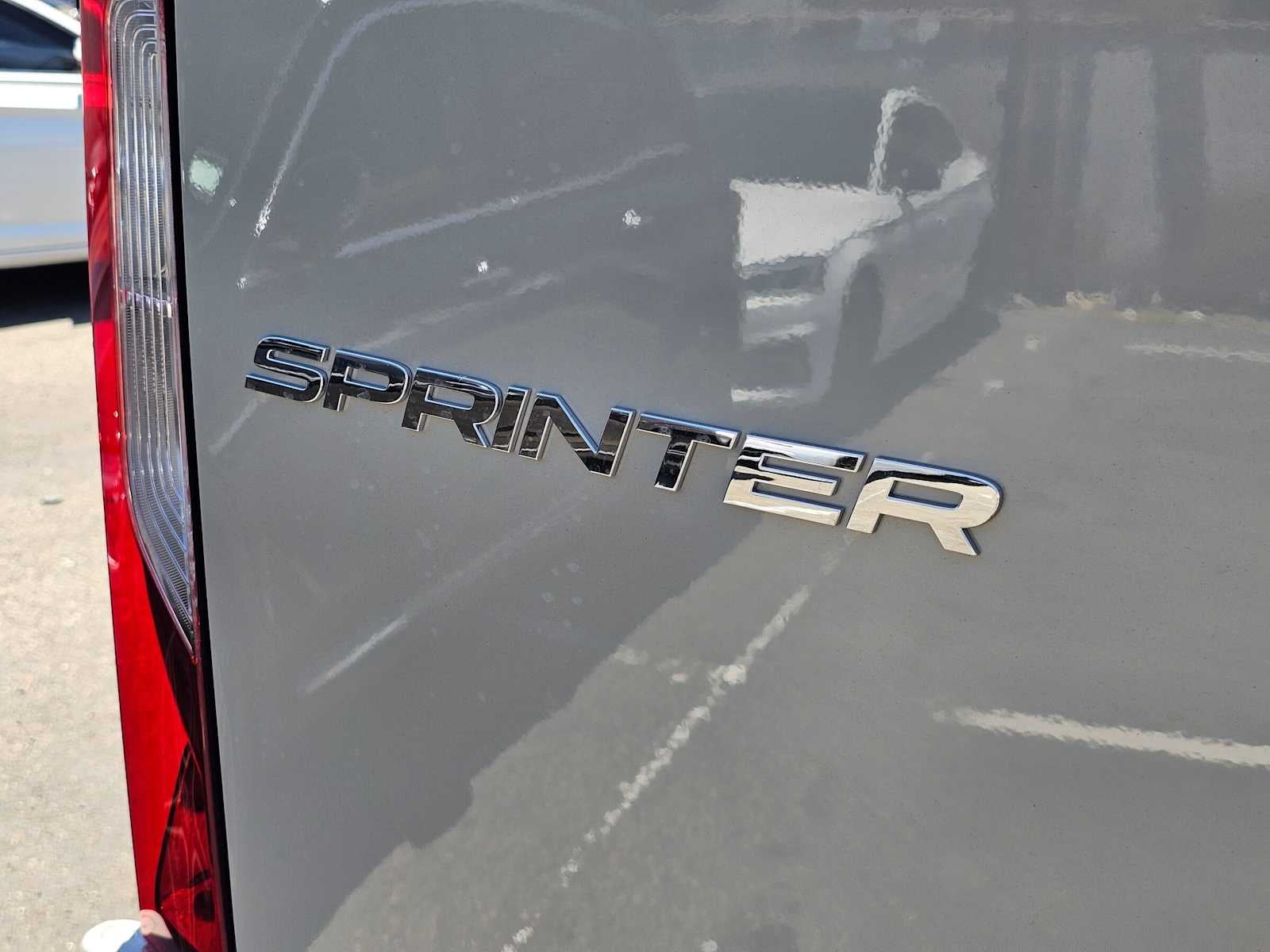 2026 Mercedes-Benz Sprinter 2500 Standard Roof I4 Diesel HO 144 AWD