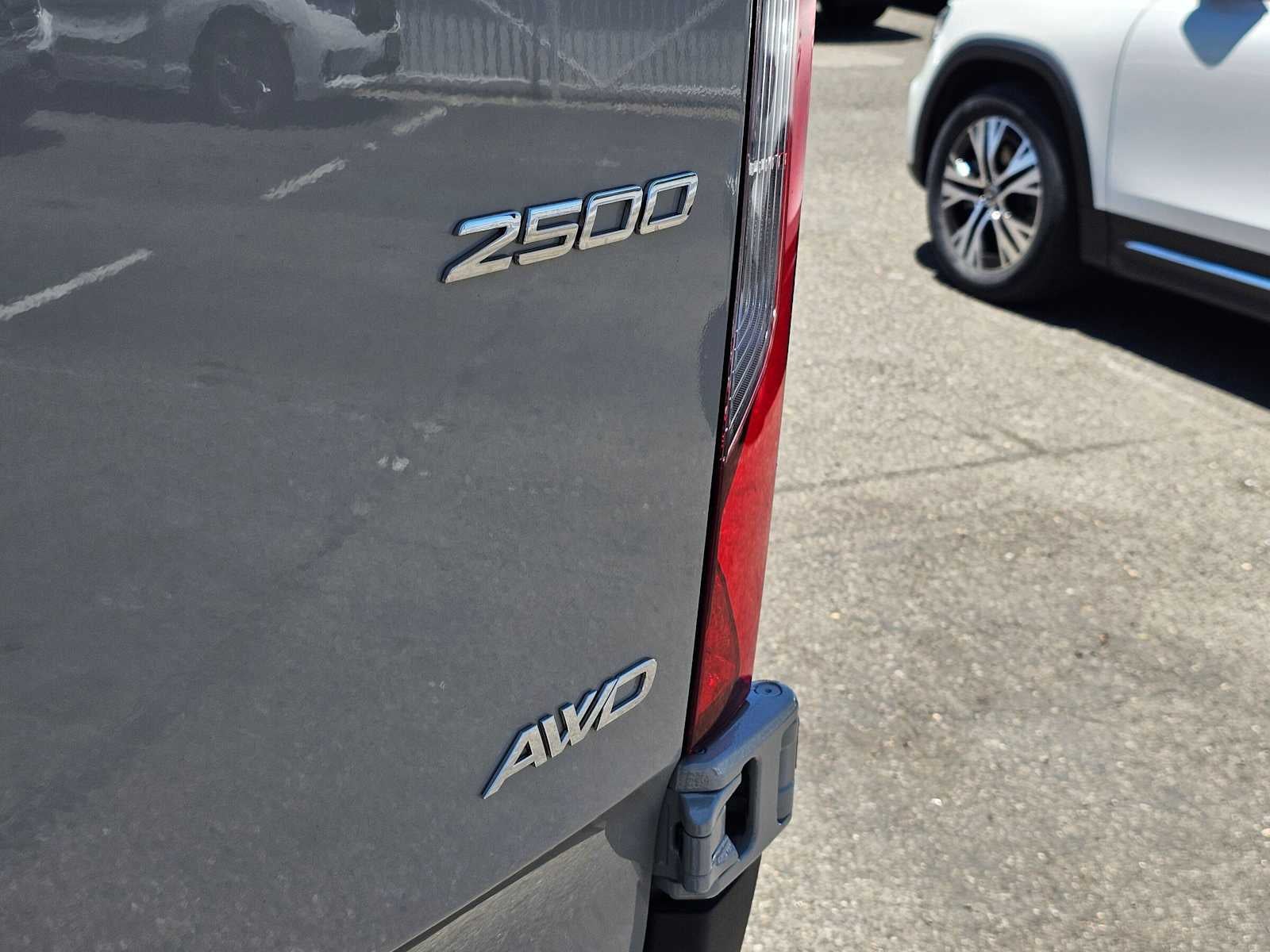 2026 Mercedes-Benz Sprinter 2500 Standard Roof I4 Diesel HO 144 AWD