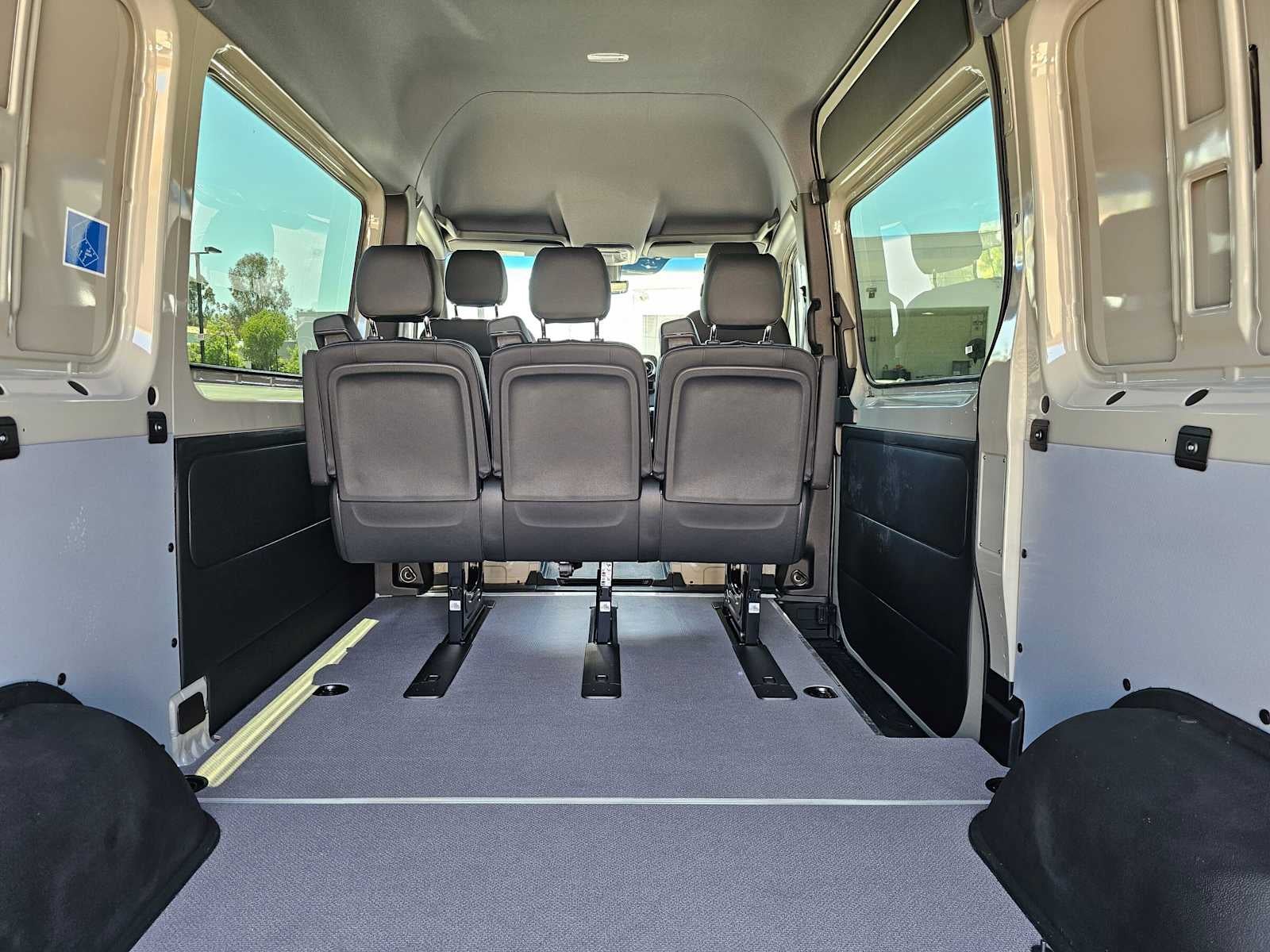 2026 Mercedes-Benz Sprinter 2500 Standard Roof I4 Diesel HO 144 AWD