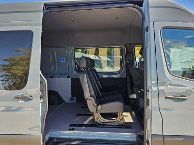 2026 Mercedes-Benz Sprinter Crew 2500 Standard Roof I4 Diesel HO 144 AWD