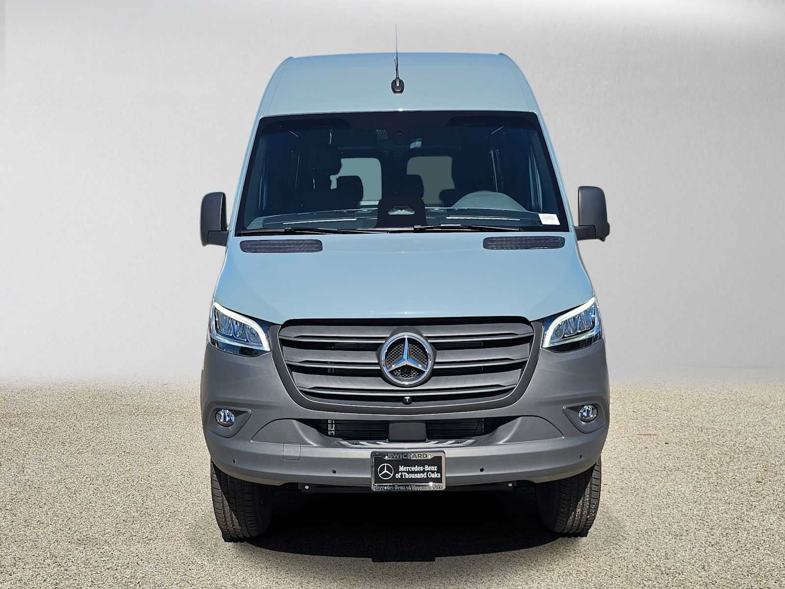2026 Mercedes-Benz Sprinter Crew 2500 Standard Roof I4 Diesel HO 144 AWD