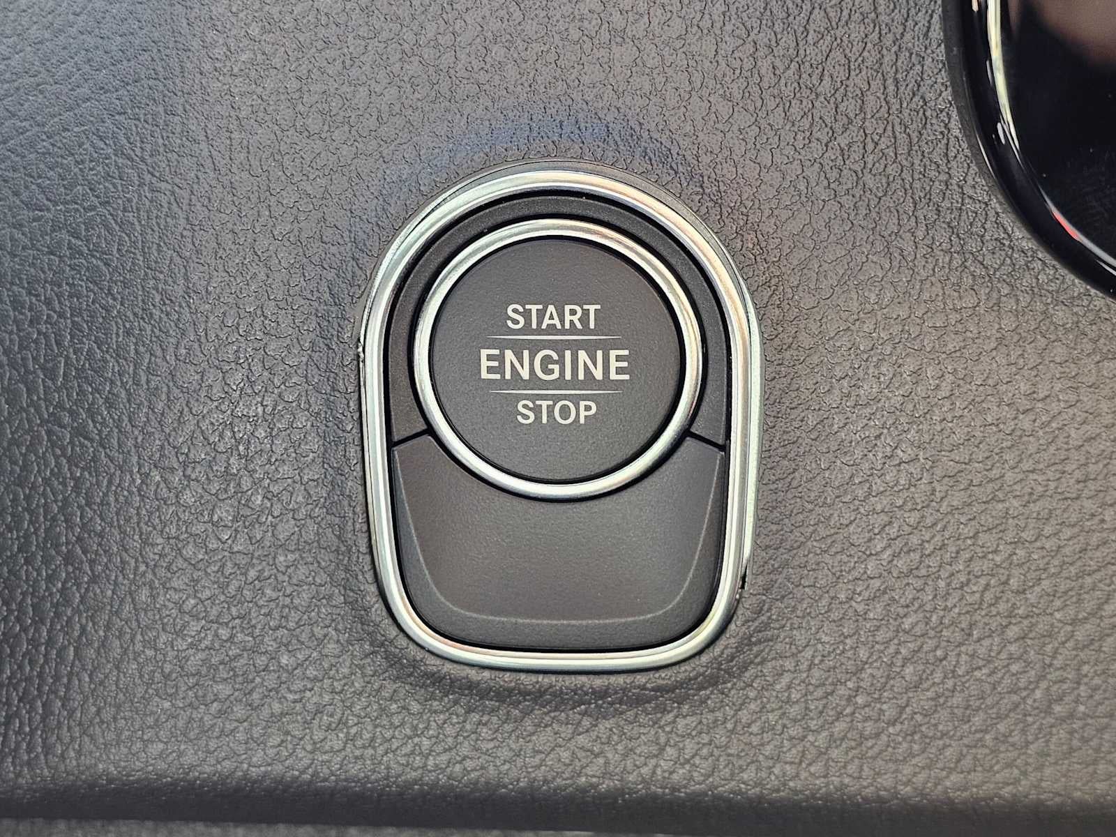 2026 Mercedes-Benz Sprinter 2500 Standard Roof I4 Diesel HO 144 AWD