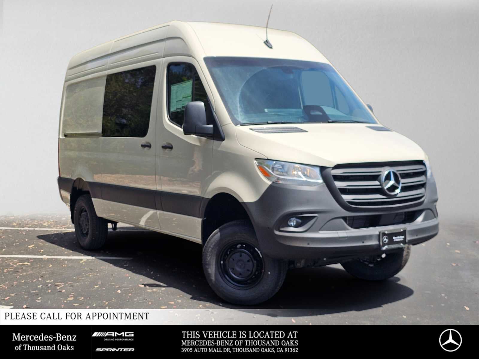2026 Mercedes-Benz Sprinter Crew 2500 Standard Roof I4 Diesel HO 144 AWD