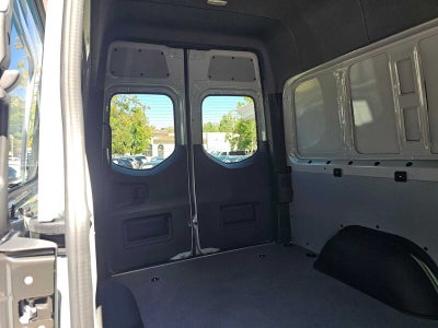 2026 Mercedes-Benz Sprinter Crew 2500 Standard Roof I4 Diesel HO 144 AWD