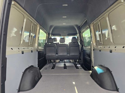 2026 Mercedes-Benz Sprinter Crew 2500 Standard Roof I4 Diesel HO 144 AWD