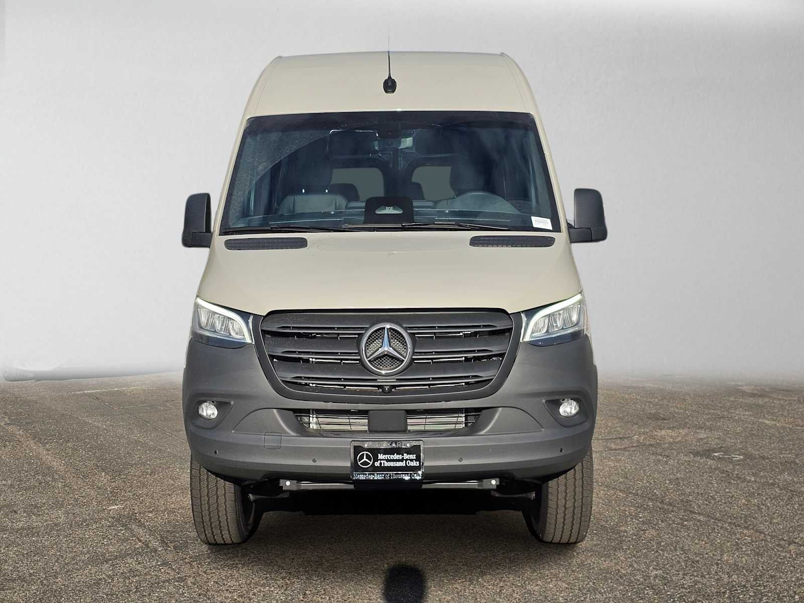 2026 Mercedes-Benz Sprinter Crew 2500 Standard Roof I4 Diesel HO 144 AWD