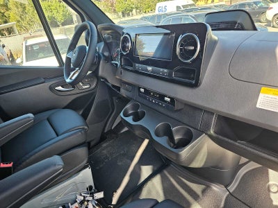 2026 Mercedes-Benz Sprinter 2500 Standard Roof I4 Diesel HO 144 AWD