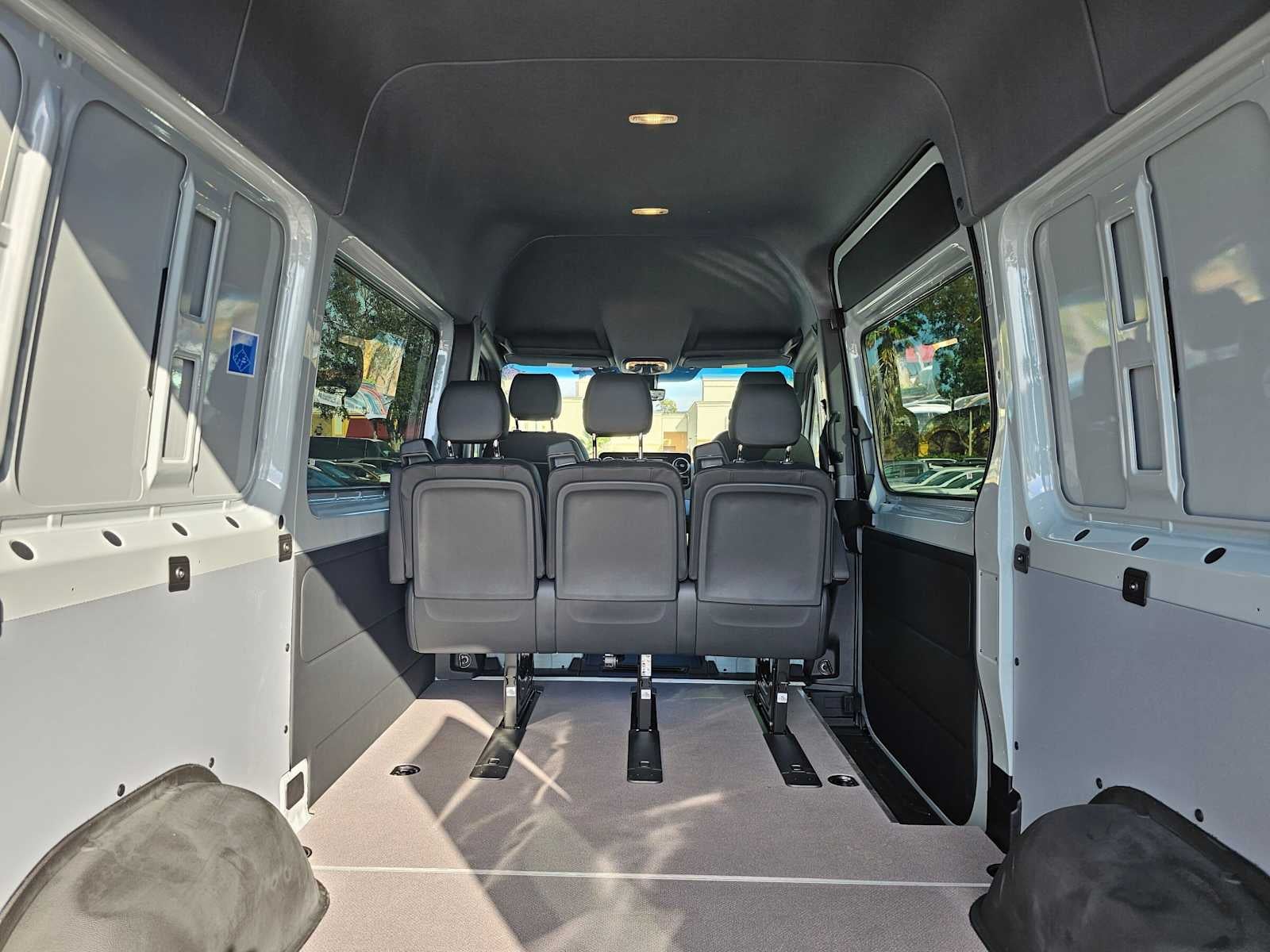 2026 Mercedes-Benz Sprinter 2500 Standard Roof I4 Diesel HO 144 AWD