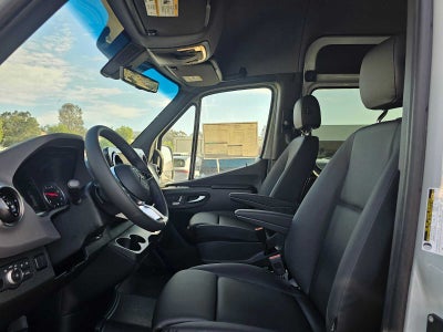 2026 Mercedes-Benz Sprinter 2500 Standard Roof I4 Diesel HO 144 AWD