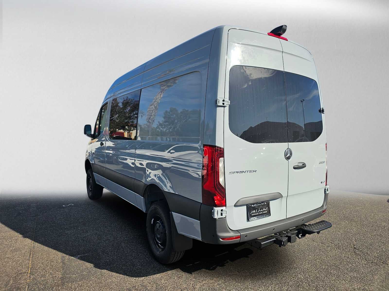 2026 Mercedes-Benz Sprinter 2500 Standard Roof I4 Diesel HO 144 AWD