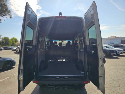 2026 Mercedes-Benz Sprinter Crew 2500 Standard Roof I4 Diesel HO 144 AWD