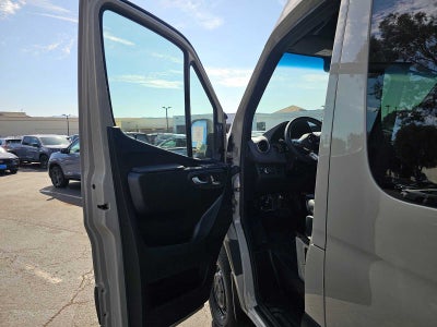 2026 Mercedes-Benz Sprinter Crew 2500 Standard Roof I4 Diesel HO 144 AWD
