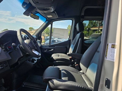 2026 Mercedes-Benz Sprinter Crew 2500 Standard Roof I4 Diesel HO 144 AWD