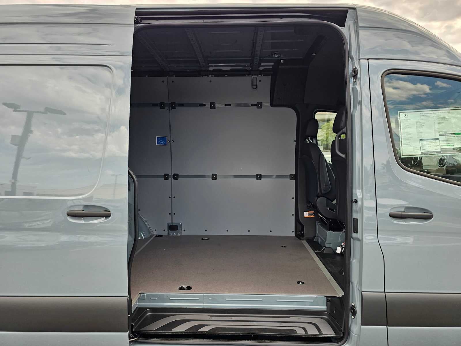 2026 Mercedes-Benz Sprinter Cargo 2500 Standard Roof I4 Diesel HO 144 AWD