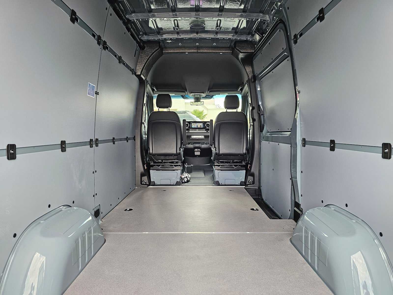 2026 Mercedes-Benz Sprinter Cargo 2500 Standard Roof I4 Diesel HO 144 AWD
