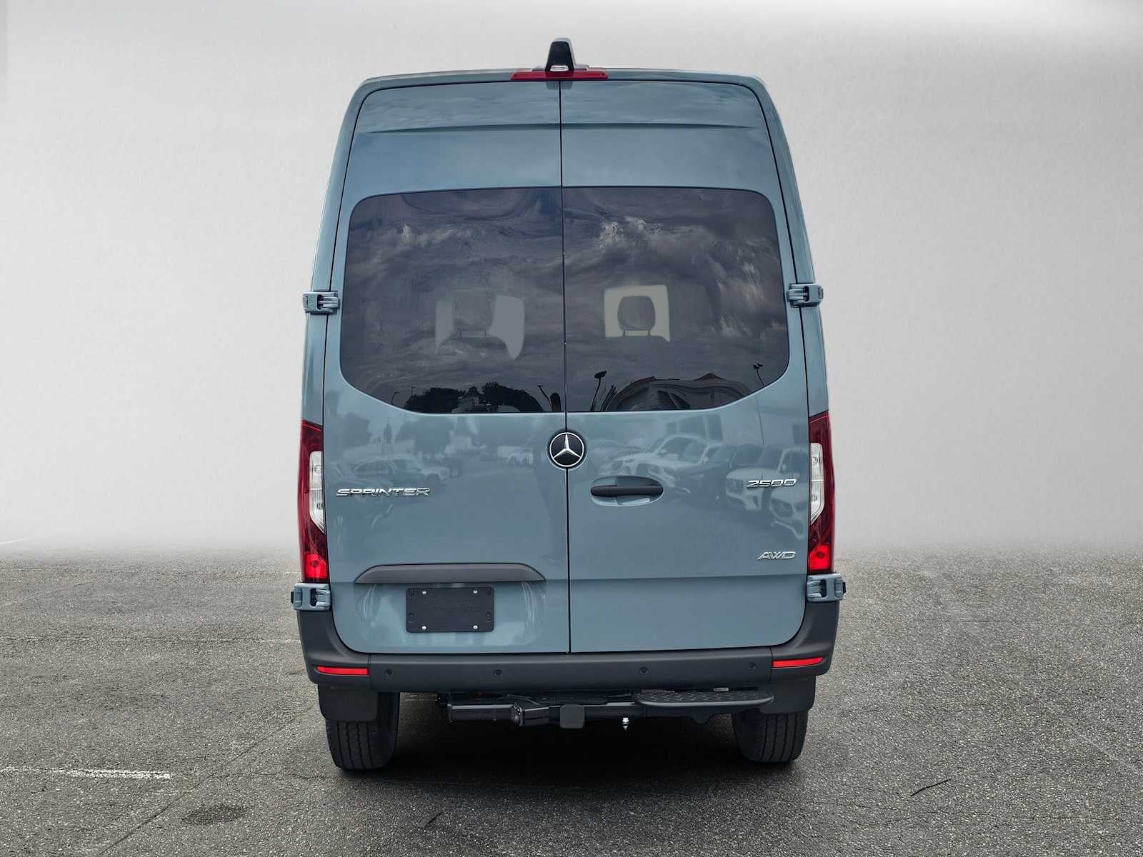 2026 Mercedes-Benz Sprinter Cargo 2500 Standard Roof I4 Diesel HO 144 AWD