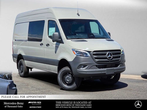 2026 Mercedes-Benz Sprinter Crew 2500 Standard Roof I4 Diesel HO 144 AWD