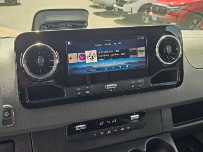 2026 Mercedes-Benz Sprinter 2500 Standard Roof I4 Diesel HO 144 AWD