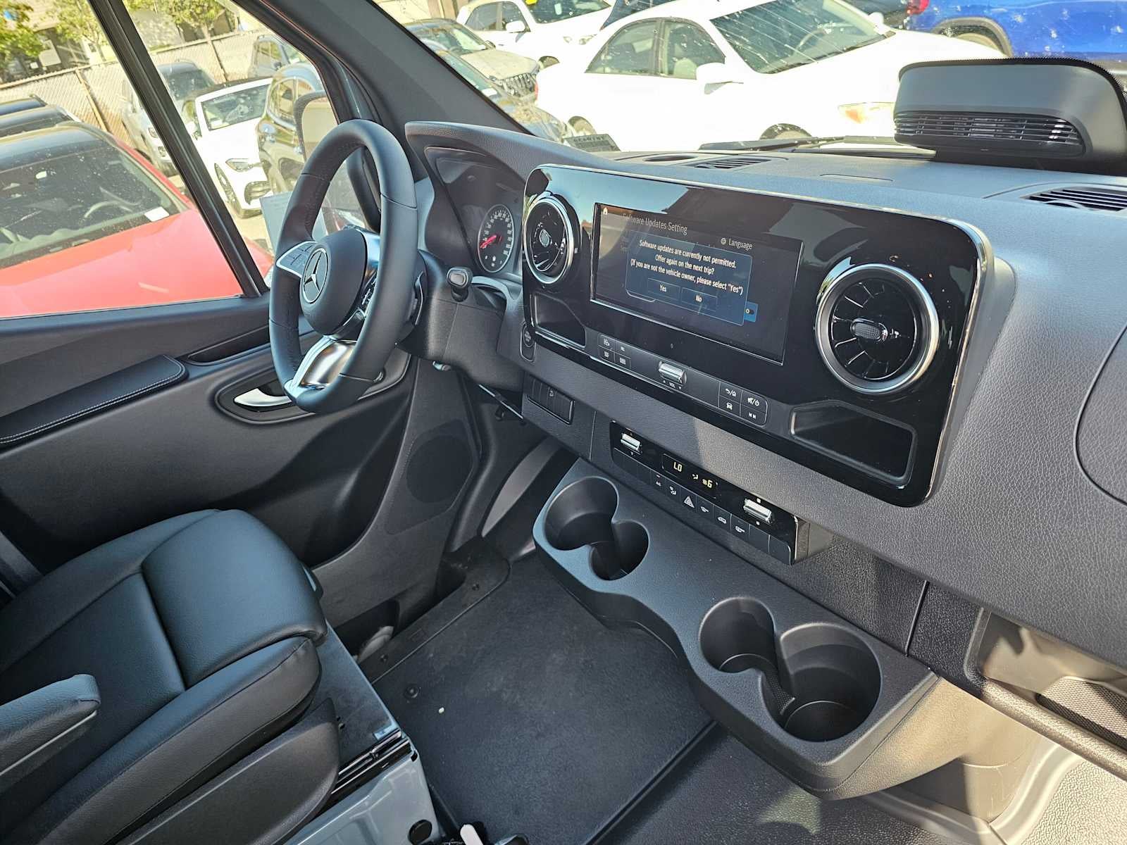 2026 Mercedes-Benz Sprinter 2500 Standard Roof I4 Diesel HO 144 AWD