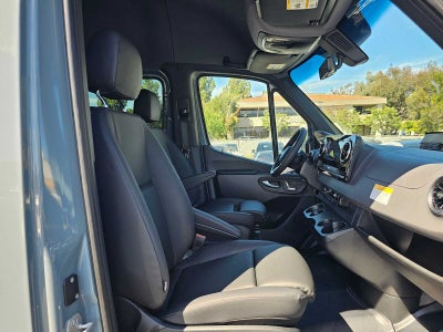 2026 Mercedes-Benz Sprinter 2500 Standard Roof I4 Diesel HO 144 AWD