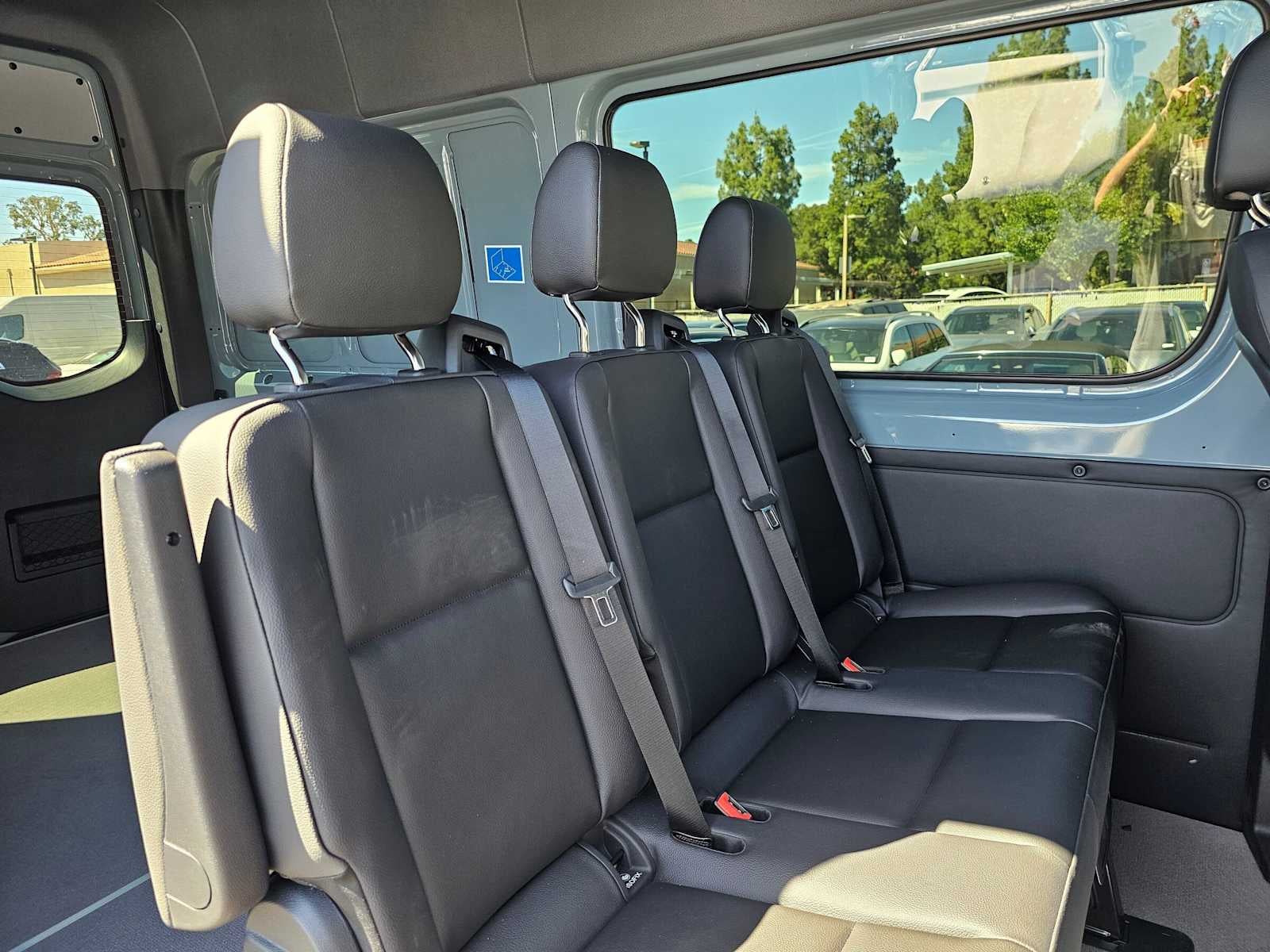 2026 Mercedes-Benz Sprinter 2500 Standard Roof I4 Diesel HO 144 AWD