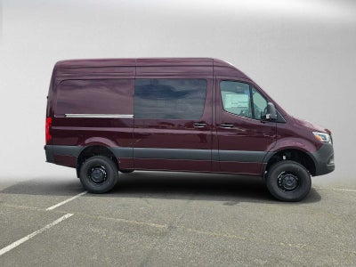 2026 Mercedes-Benz Sprinter Crew 2500 Standard Roof I4 Diesel HO 144 AWD