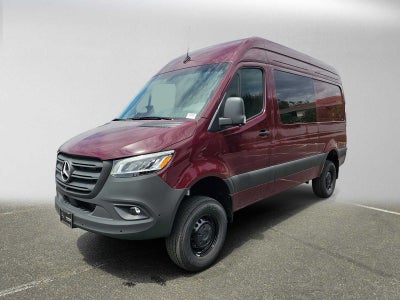 2026 Mercedes-Benz Sprinter Crew 2500 Standard Roof I4 Diesel HO 144 AWD