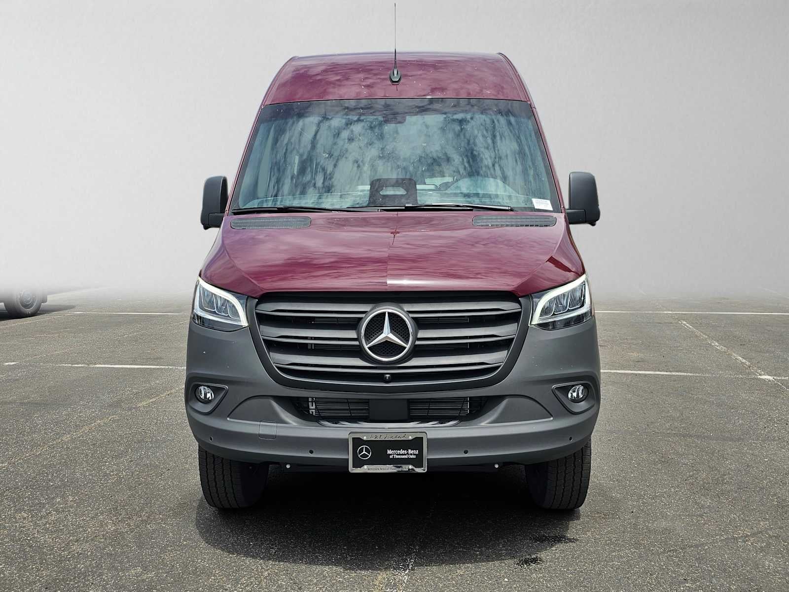 2026 Mercedes-Benz Sprinter Crew 2500 Standard Roof I4 Diesel HO 144 AWD