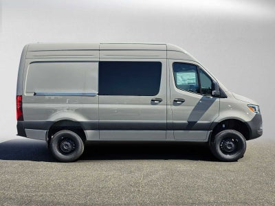 2026 Mercedes-Benz Sprinter Crew 2500 Standard Roof I4 Diesel HO 144 AWD