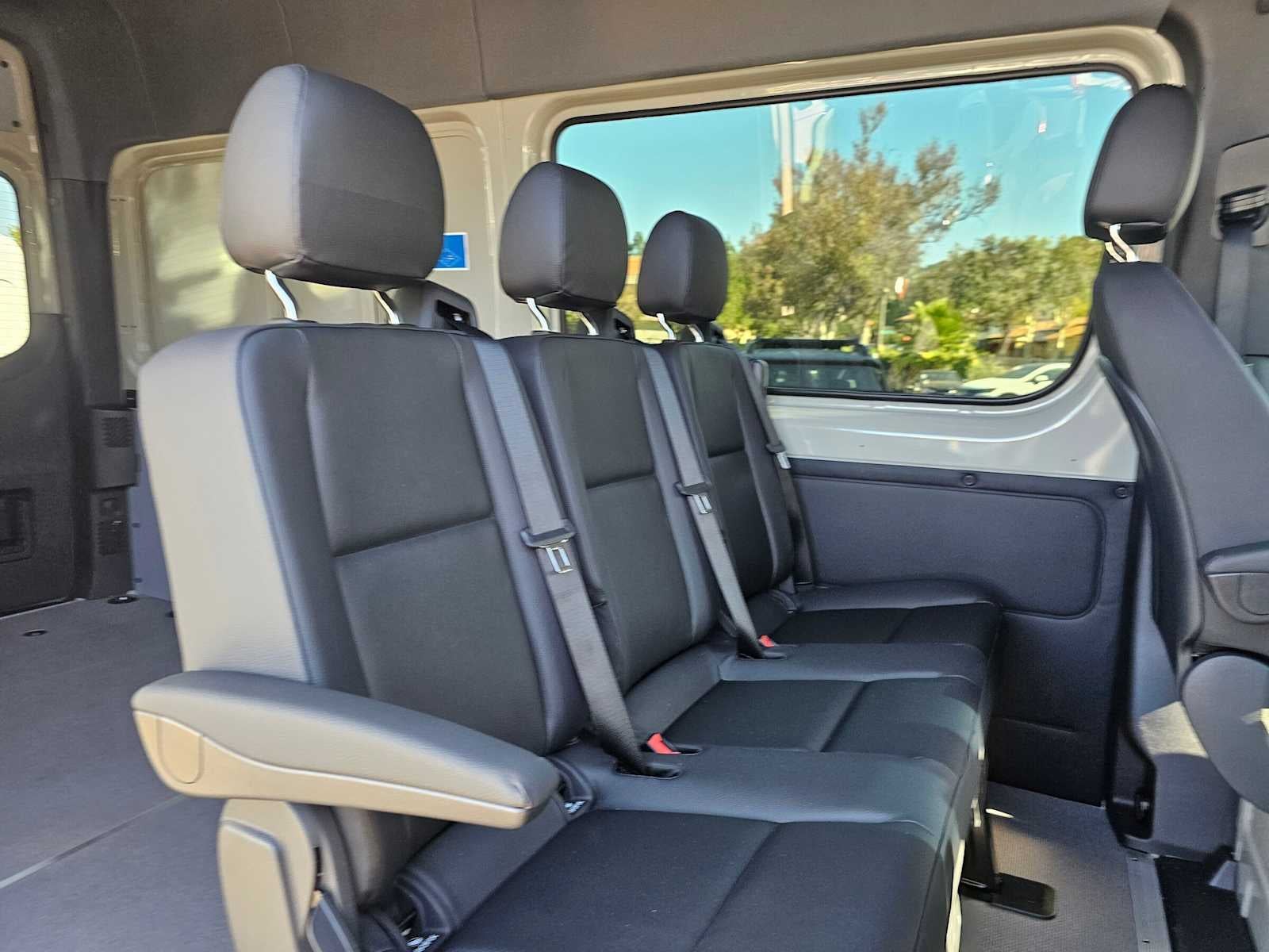 2026 Mercedes-Benz Sprinter Crew 2500 Standard Roof I4 Diesel HO 144 AWD